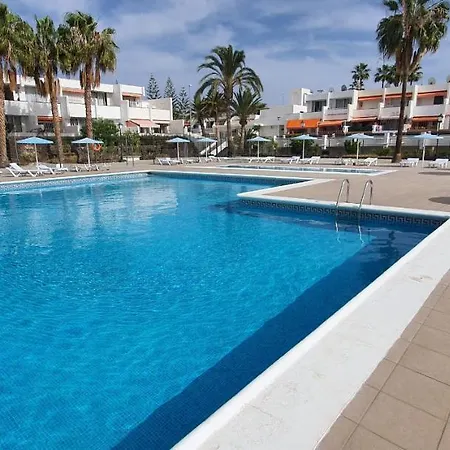 Chaparral Studio With Terrace And Pool View شقة طوستا ديل سيلونثيو